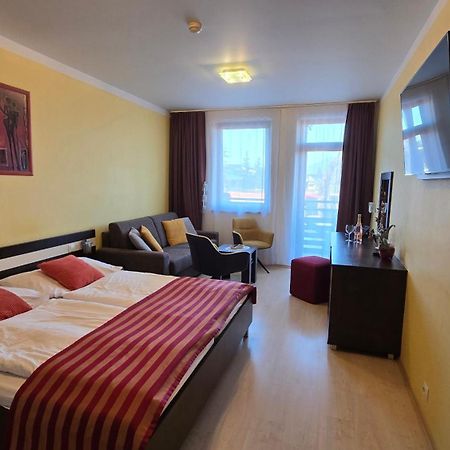 Apartman Aquapark - Hotel Besenova Exterior photo